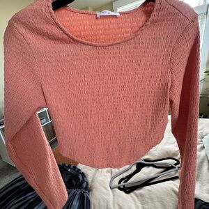 Vestique Coral Textured Long Sleeve Top